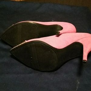 Carlos Santana Shoes - A pair of red & glitter toe Carlos Santana pumps Carlos Santana Shoes - A pair of red & glitter toe Carlos Santana pumps